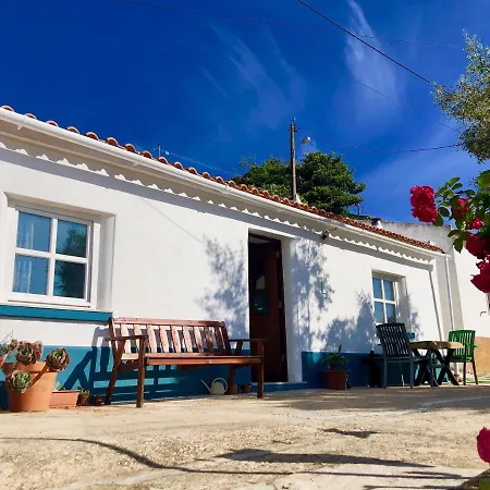 Feriehus Casa Anneli - Relaxing Under The Olive Tree Aljezur